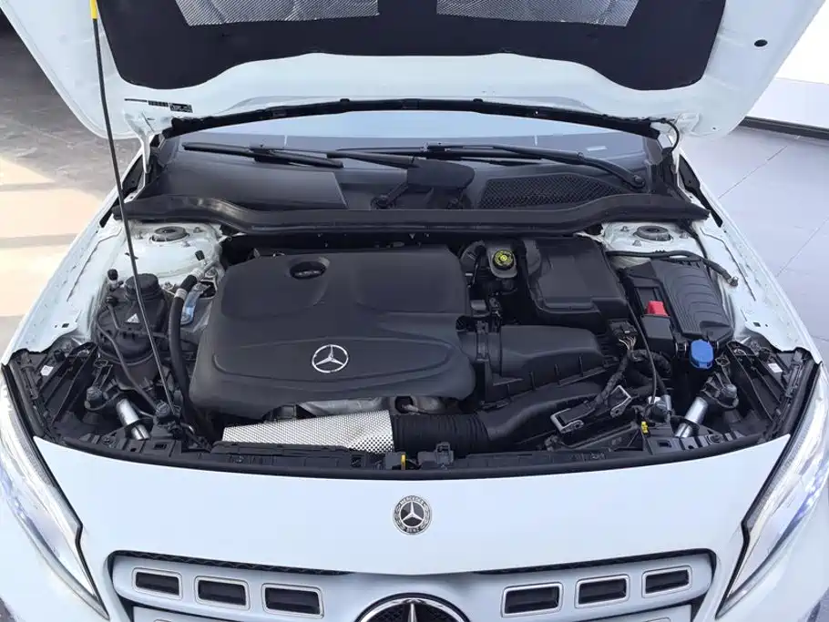 Mercedes-Benz GLA 2018 — фото 10