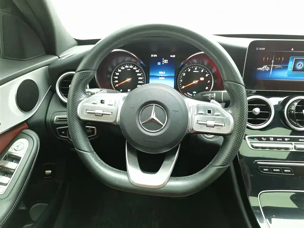 Mercedes-Benz C-Class 2019 — фото 11