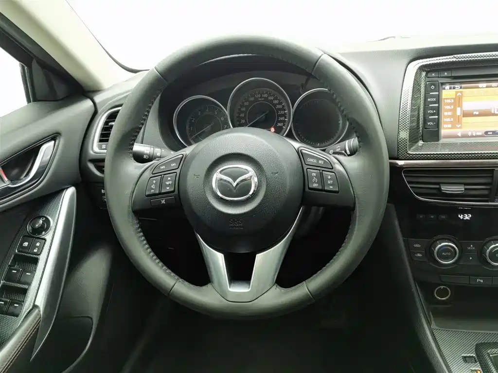 Mazda Atenza 2016 — фото 11