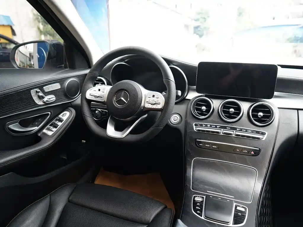 Mercedes-Benz C-Class 2021 — фото 13