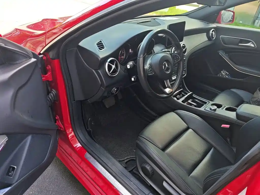 Mercedes-Benz CLA 2018 — фото 16