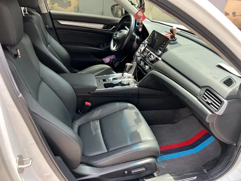 Honda Accord 2021 — фото 11