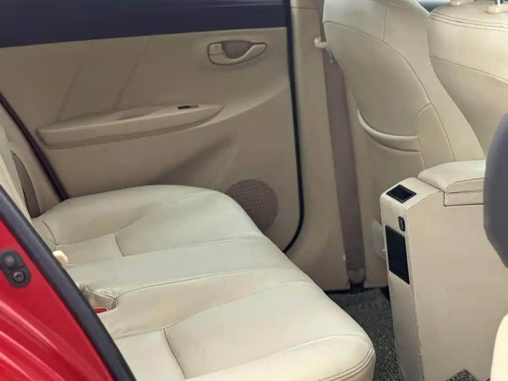 Toyota Vios FS 2017 — фото 20