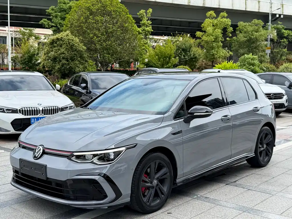 Volkswagen Golf 2023