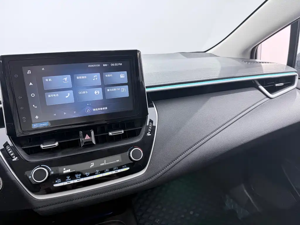 Toyota Corolla 2022 — фото 11