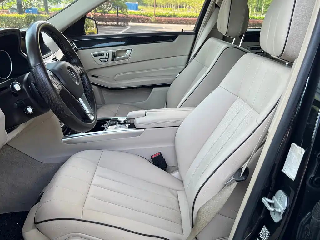 Mercedes-Benz E-Class 2015 — фото 8