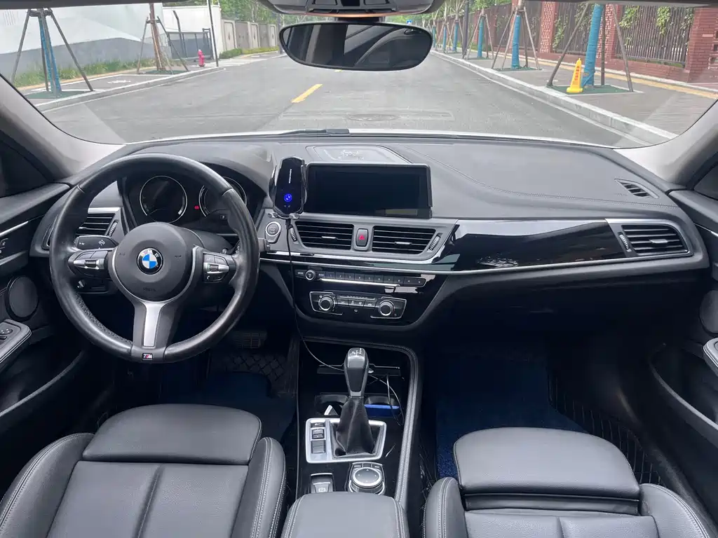 BMW 1 Series 2019