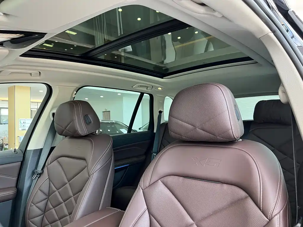 BMW X5 2024 — фото 10