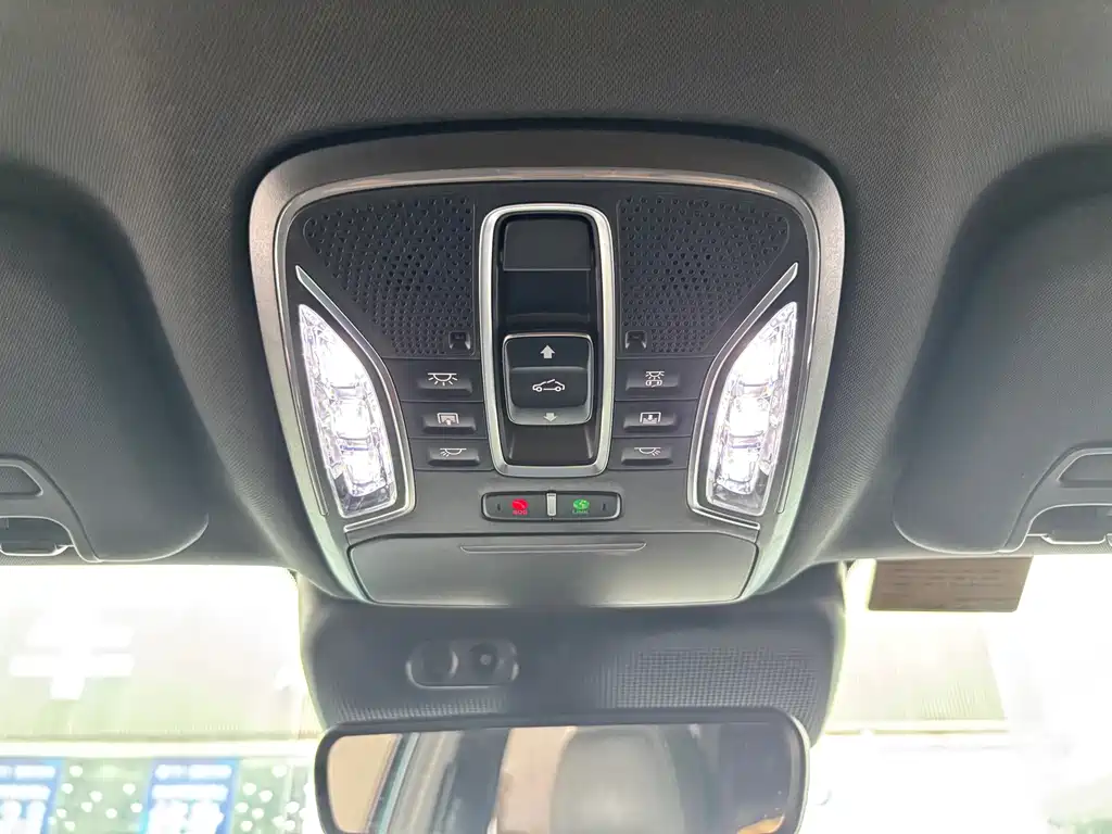 GAC Motor Trumpchi GS8 2023 — фото 11