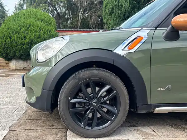 MINI Countryman 2016