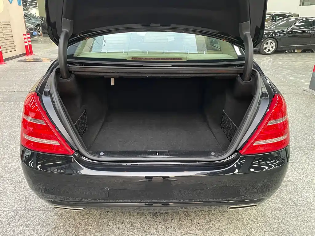 Mercedes-Benz S-Class 2011 — фото 12