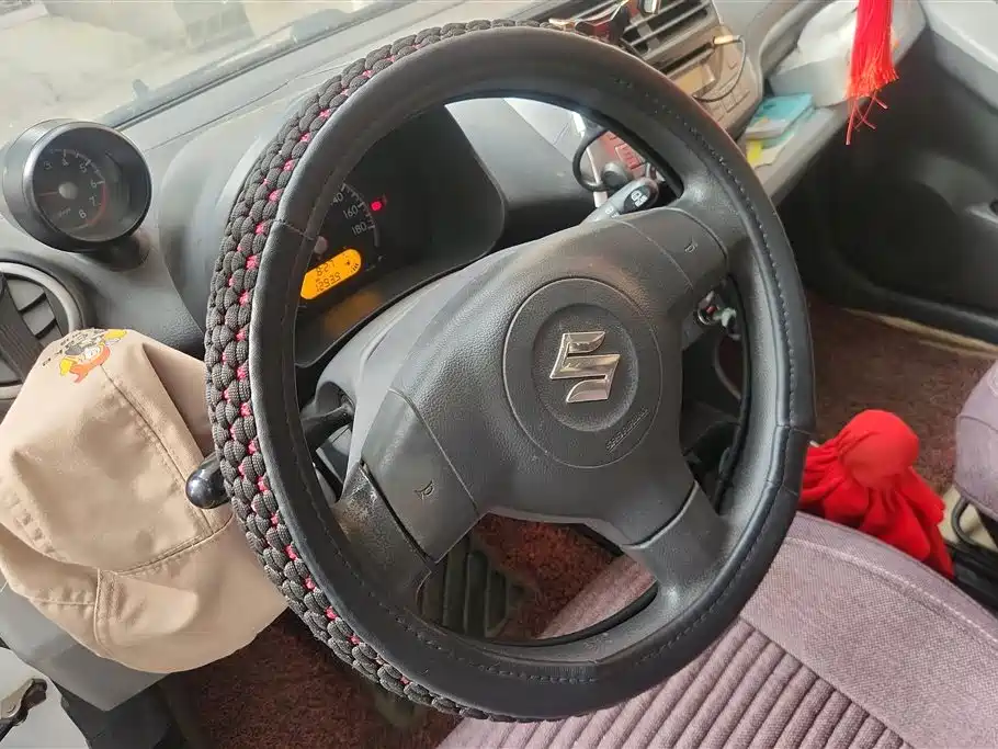Suzuki Alto 2015 — фото 15