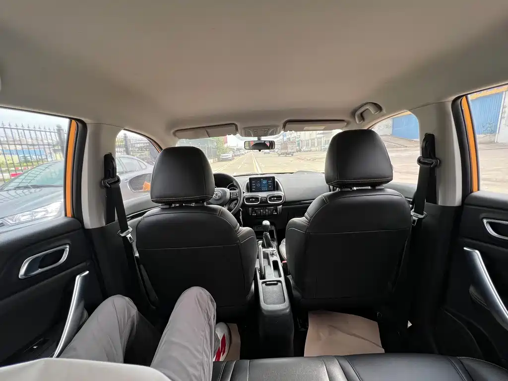 Dongfeng Fengshen AX4 2018 — фото 12