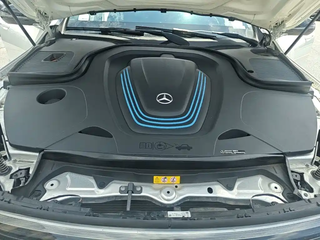 Mercedes-Benz EQC 2021 — фото 20