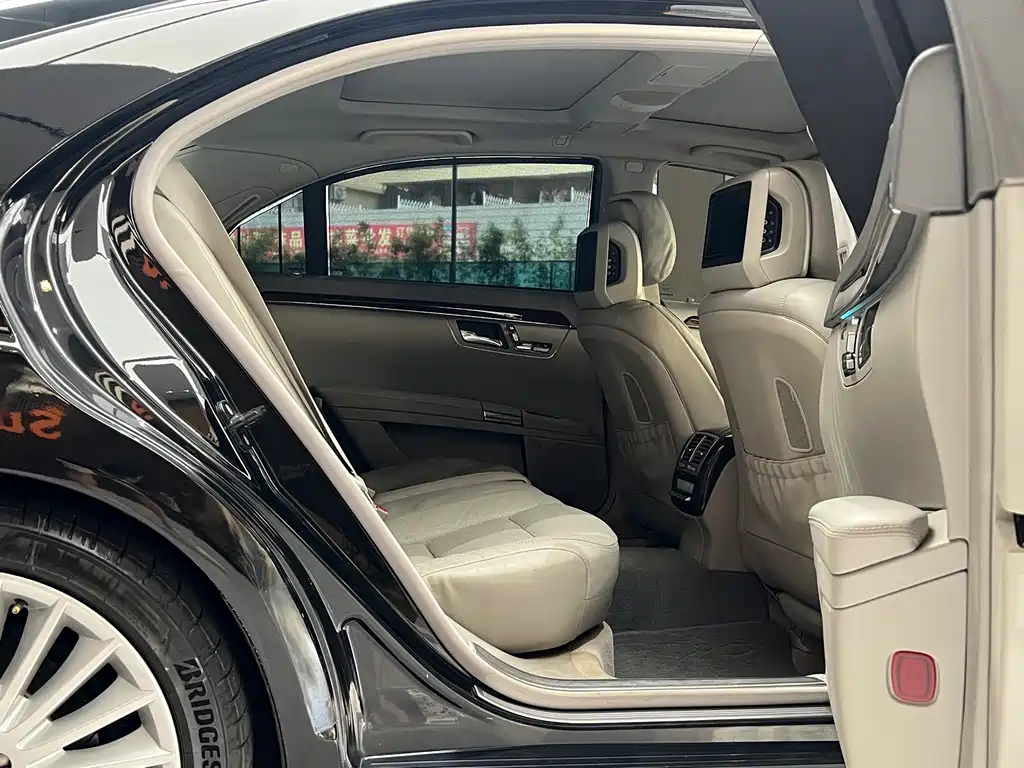 Mercedes-Benz S-Class 2010 — фото 26