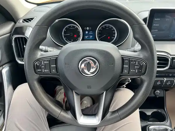 Dongfeng Fengshen AX4 2018