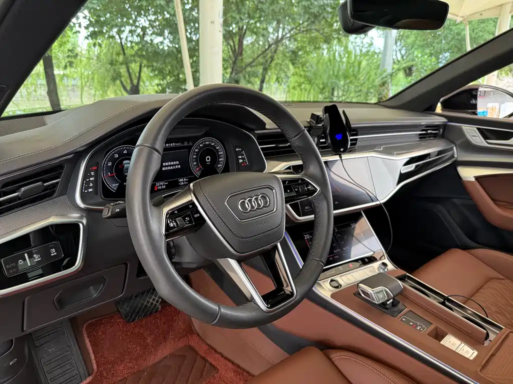Audi A6L 2025 — фото 15