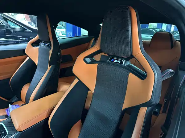 BMW M4 2023