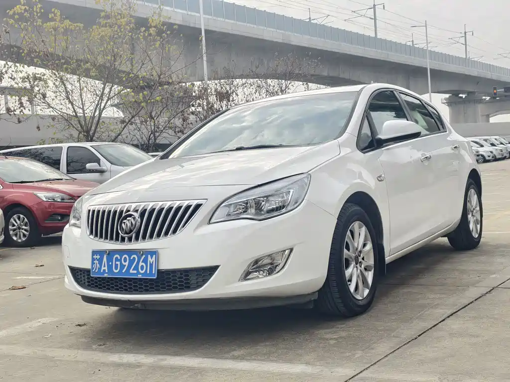 Buick Excelle 2014 — фото 14
