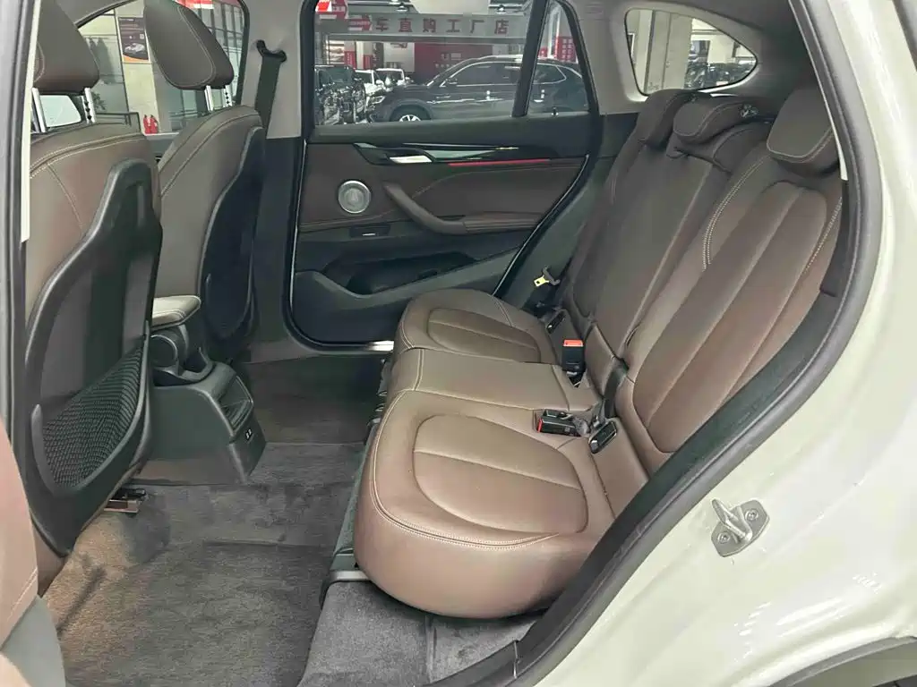 BMW X1 2022 — фото 15