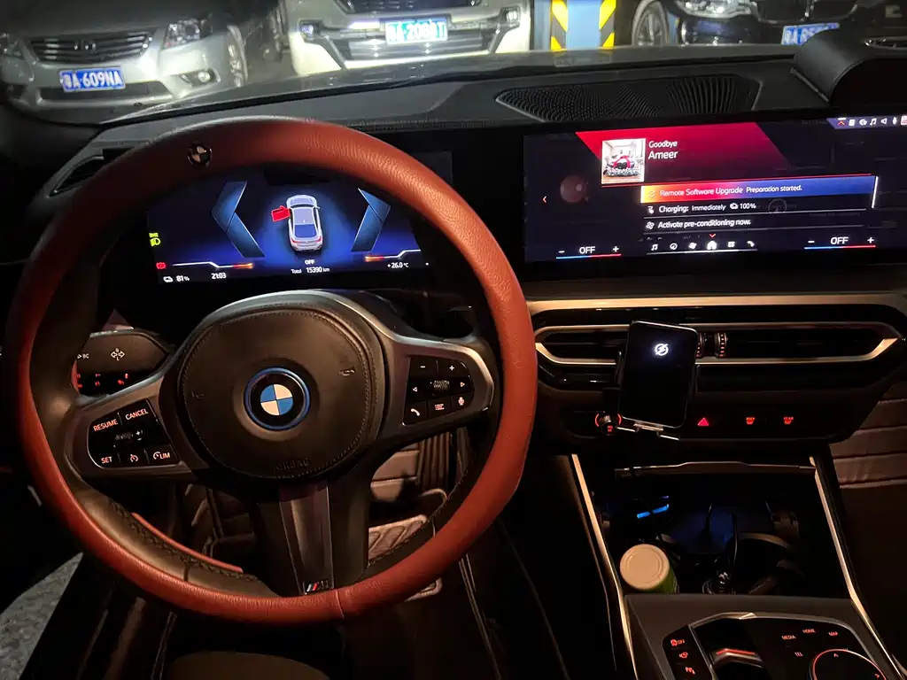 BMW i4 2025 — фото 8