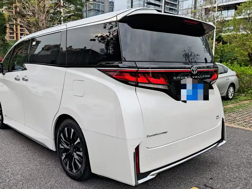 Toyota Vellfire 2025 — фото 7