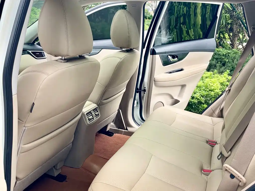 Nissan X-Trail 2015 — фото 19