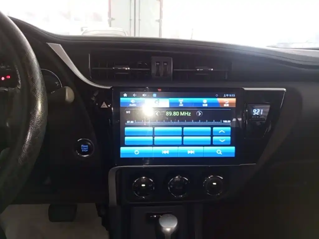 Toyota Corolla 2019 — фото 13