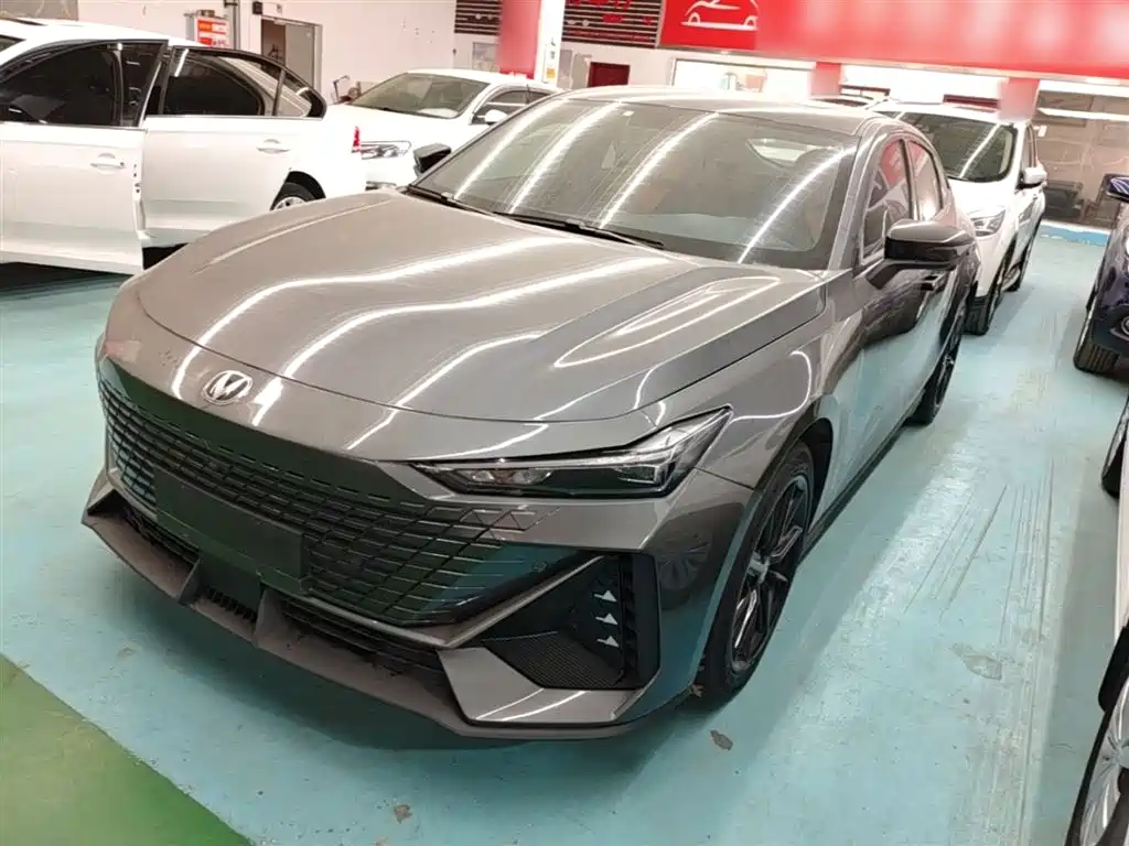 Changan UNI-V iDD 2023