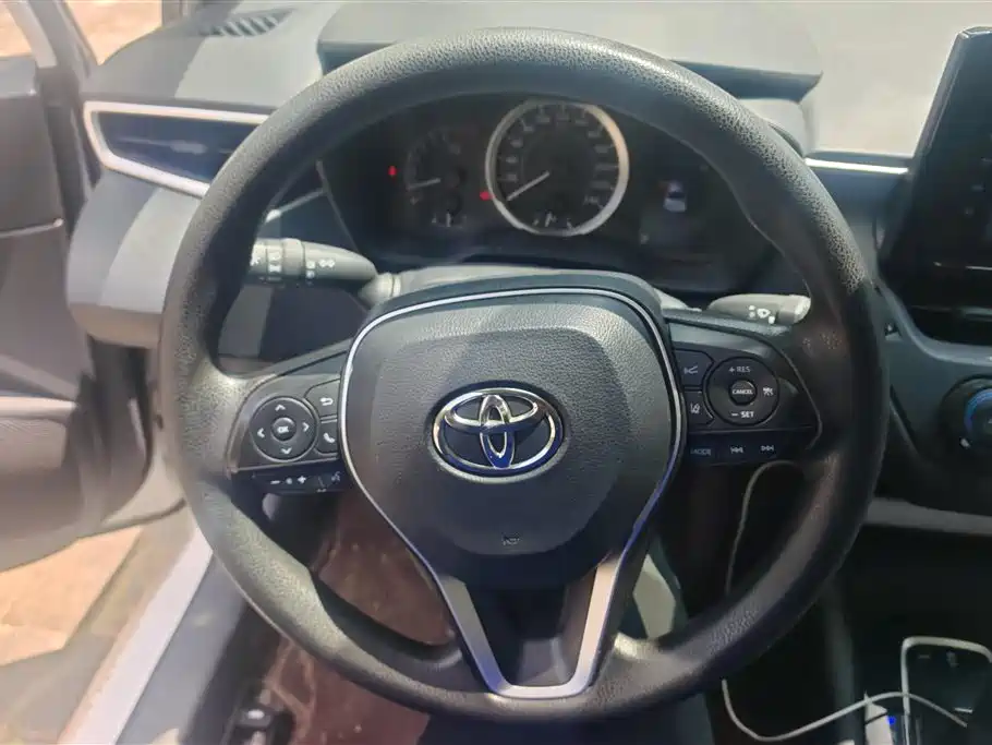 Toyota Corolla 2022 — фото 15