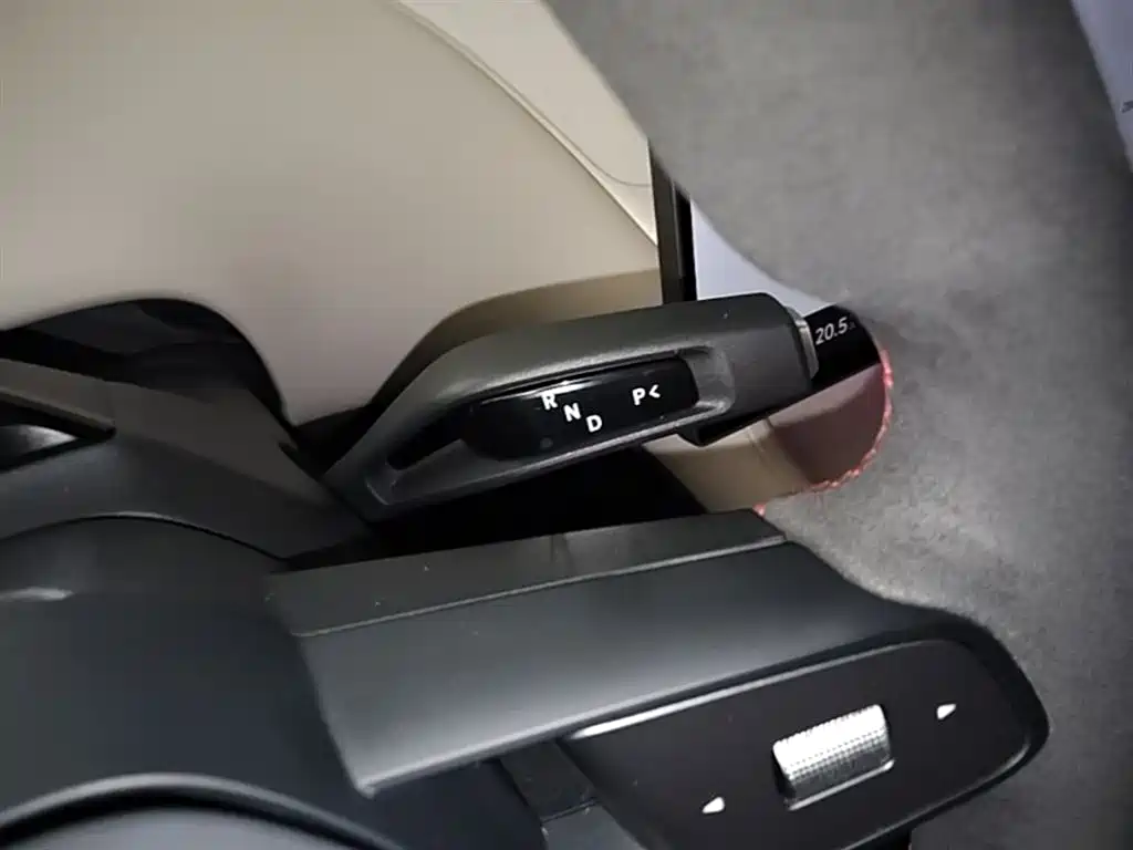 Xiaomi YU7 2025 — фото 14