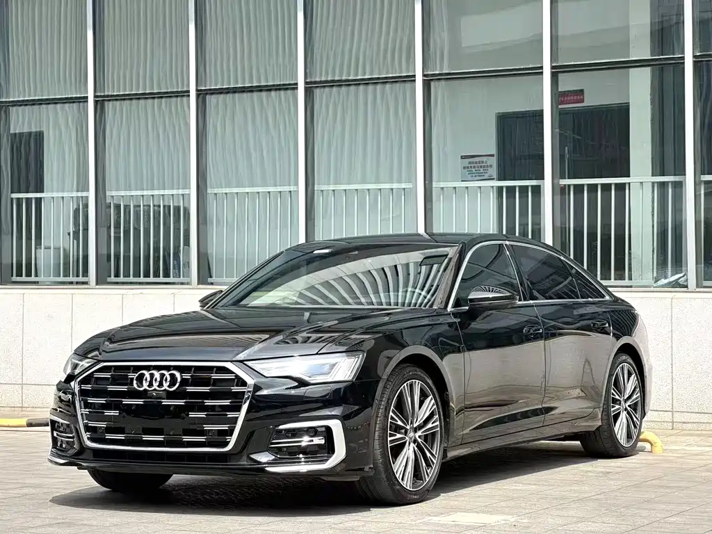 Audi A6L 2020 — фото 1