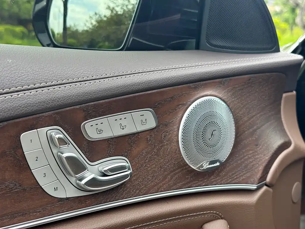 Mercedes-Benz E-Class 2020 — фото 10