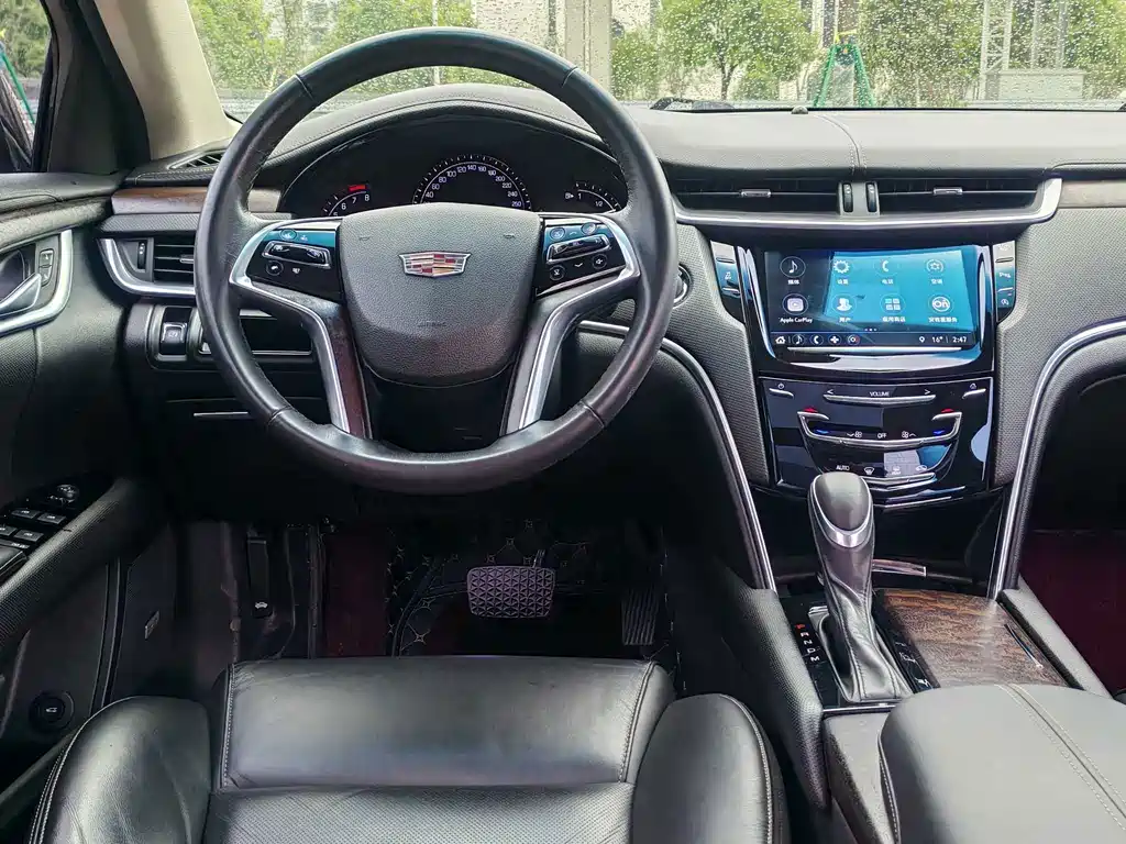 Cadillac XTS 2019 — фото 19