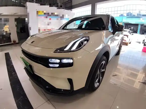 Lynk & Co 06 2023