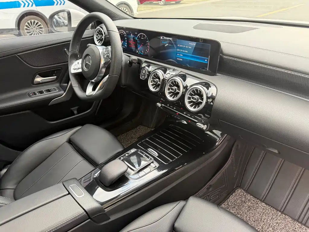 Mercedes-Benz A-Class 2022