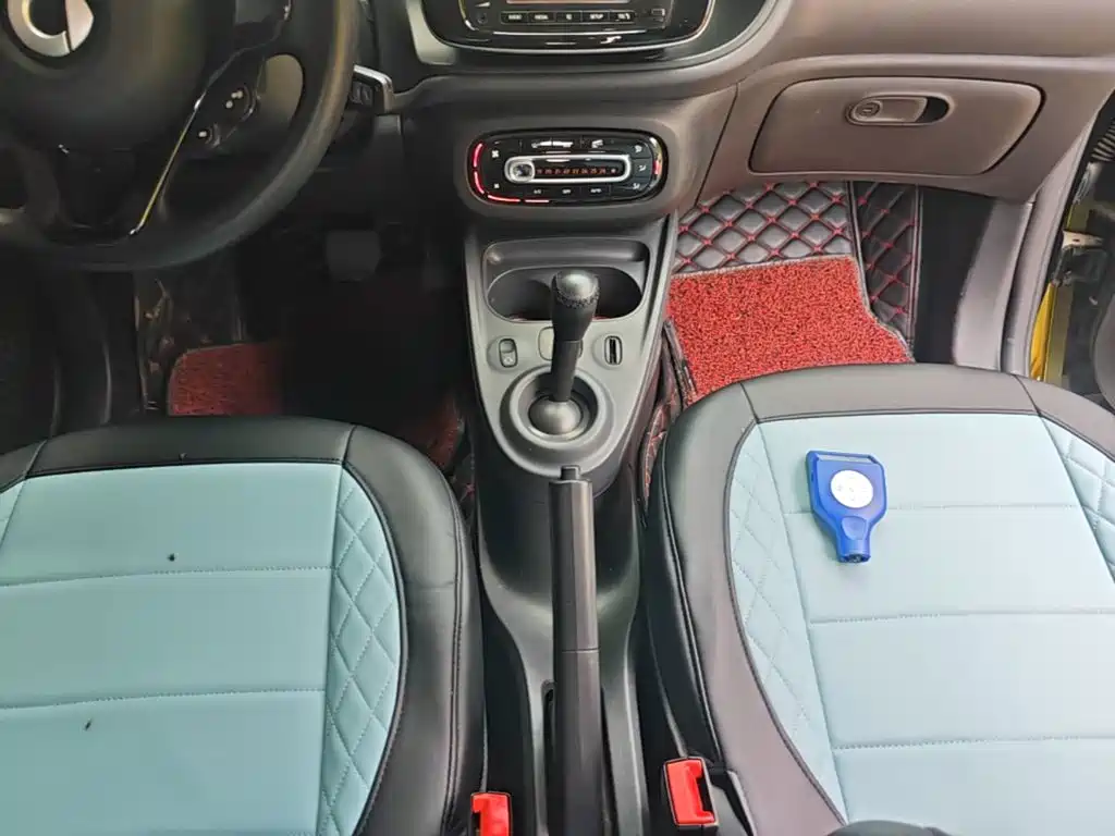 smart Fortwo 2017 — фото 14