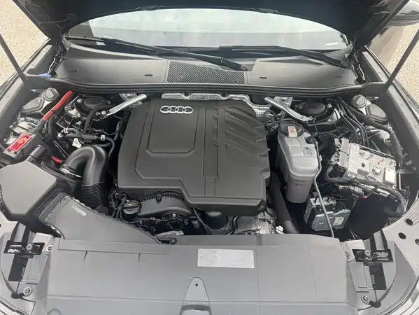 Audi A6L 2023