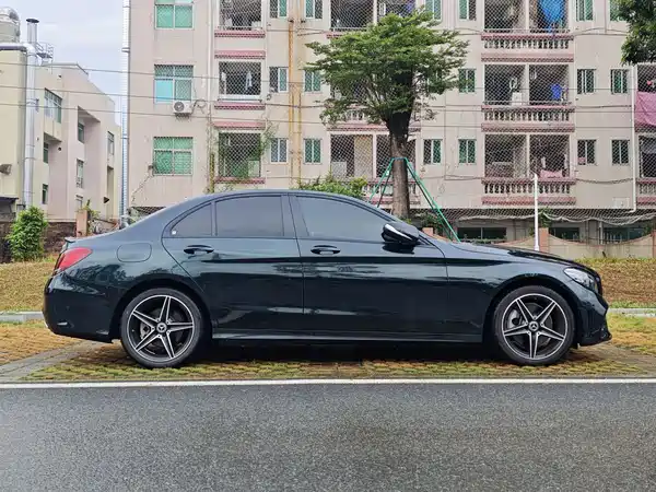 Mercedes-Benz C-Class 2020