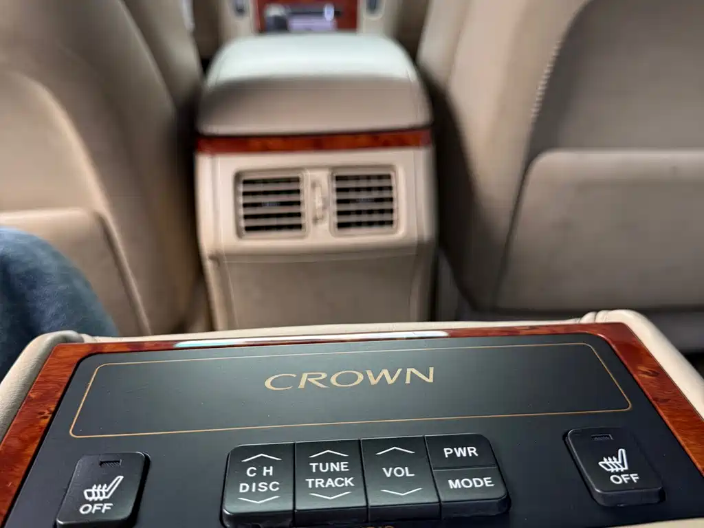 Toyota Crown 2006 — фото 22