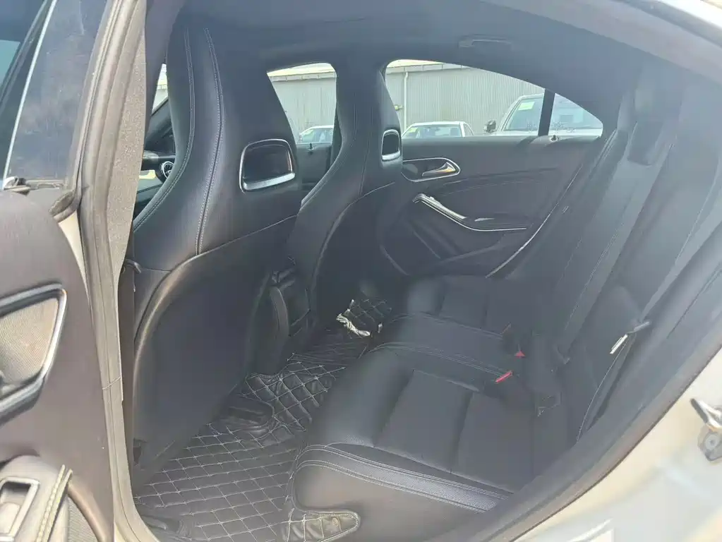 Mercedes-Benz CLA 2018 — фото 15