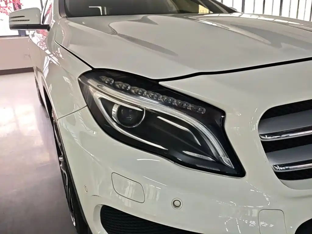 Mercedes-Benz GLA 2016 — фото 13