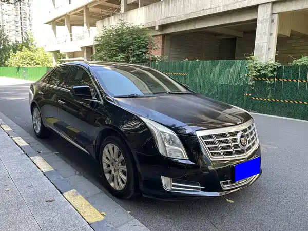 Cadillac XTS 2013
