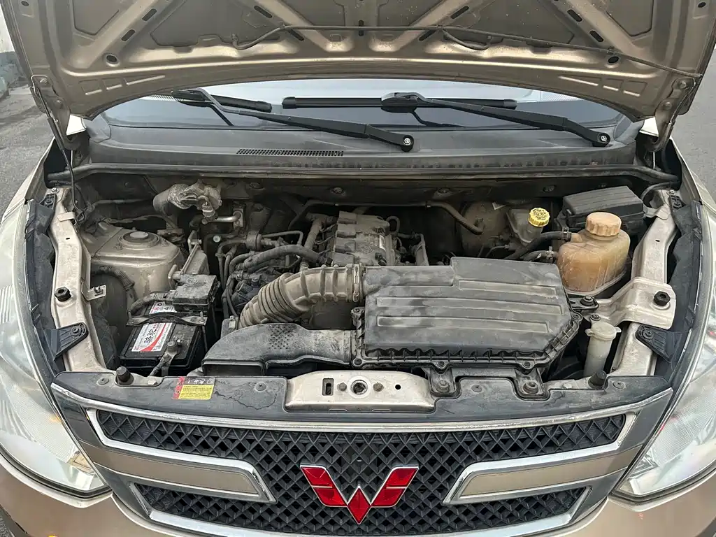 Wuling Rongguang V 2017 — фото 6