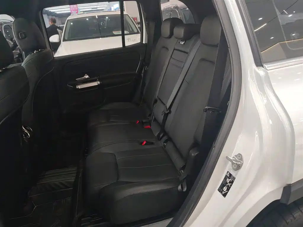 Mercedes-Benz GLB 2020 — фото 13