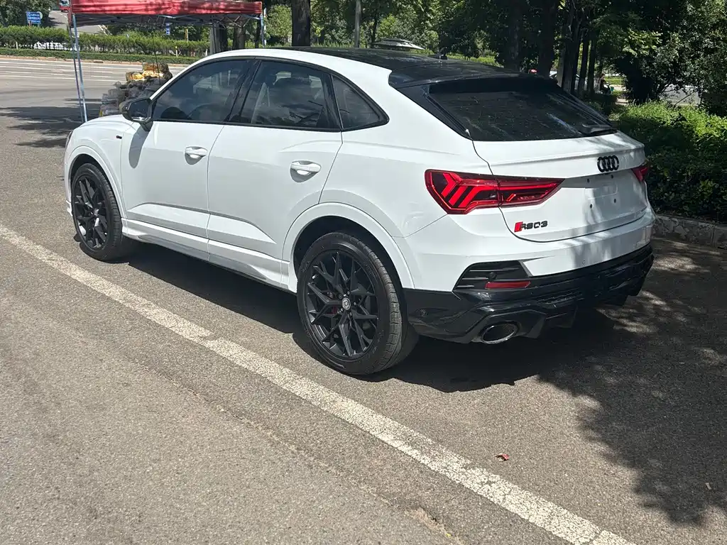 Audi Q3 Sportback 2020 — фото 12