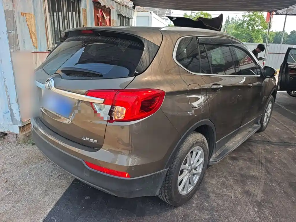 Buick Envision Plus 2017 — фото 7