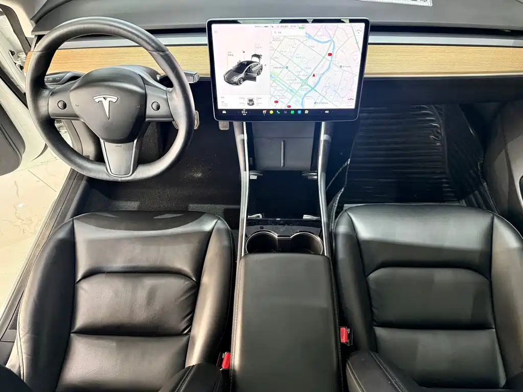 Tesla Model 3 2020 — фото 12