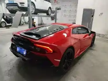 Lamborghini Huracan 2021