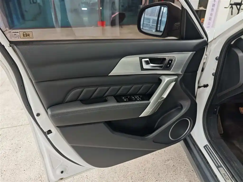 Haval H2 2016 — фото 11